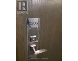 2206 - 2910 HIGHWAY 7 W, Vaughan, Ontario