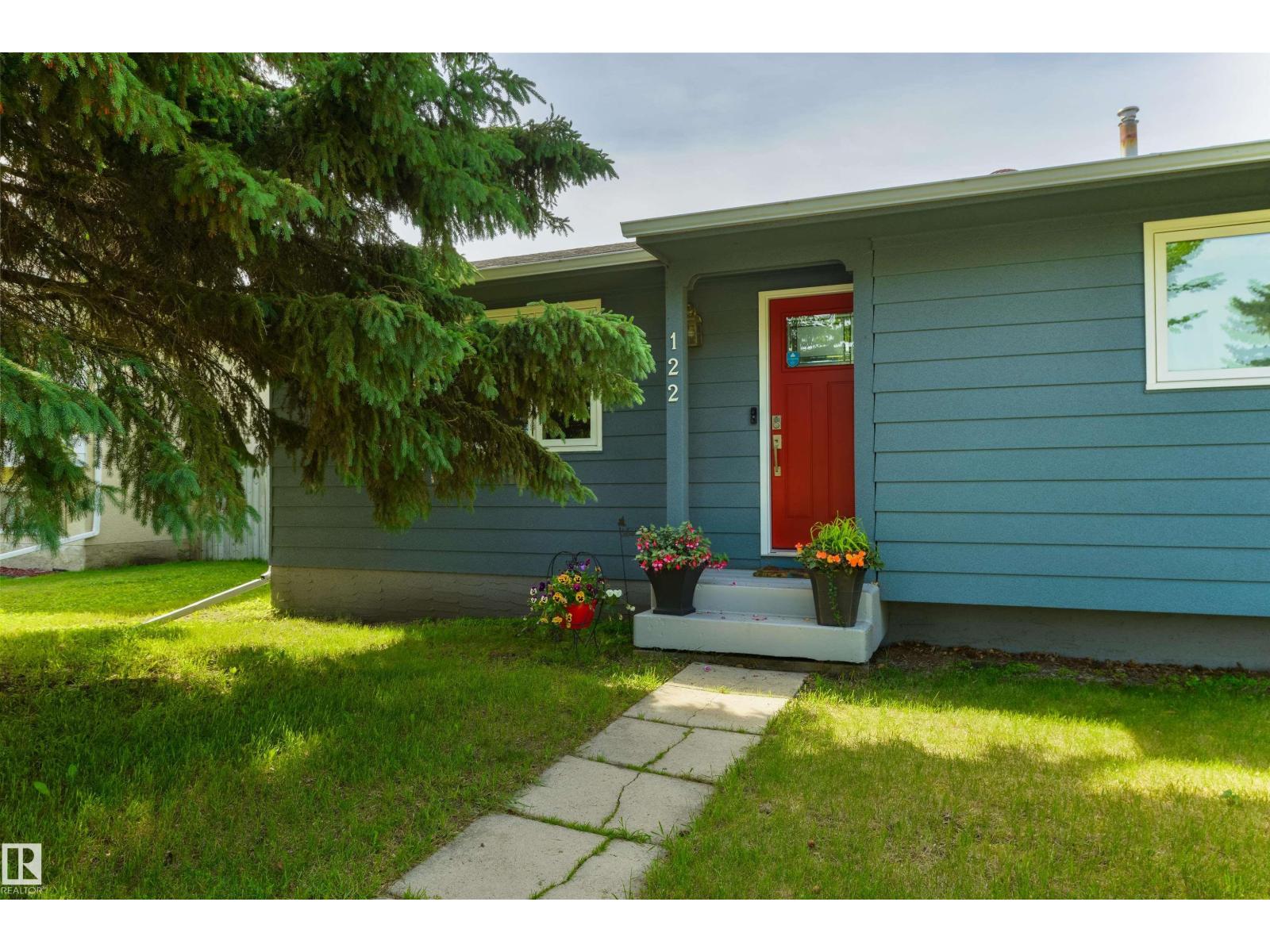 122 Brookwood Dr, Spruce Grove, Alberta  T7X 1G7 - Photo 2 - E4496095
