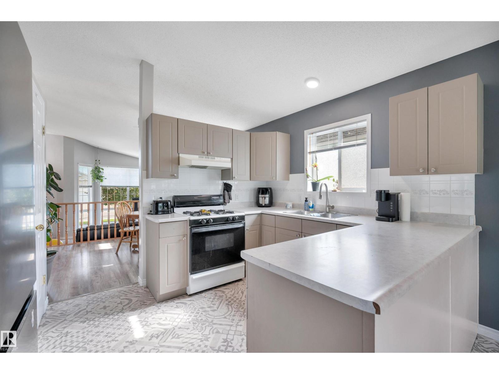 36 Dawson Cr, Sherwood Park, Alberta  T8H 1Z6 - Photo 14 - E4496097