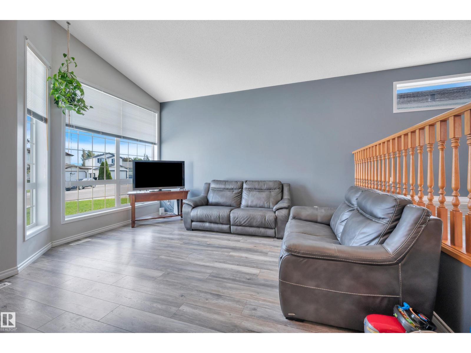 36 Dawson Cr, Sherwood Park, Alberta  T8H 1Z6 - Photo 8 - E4496097