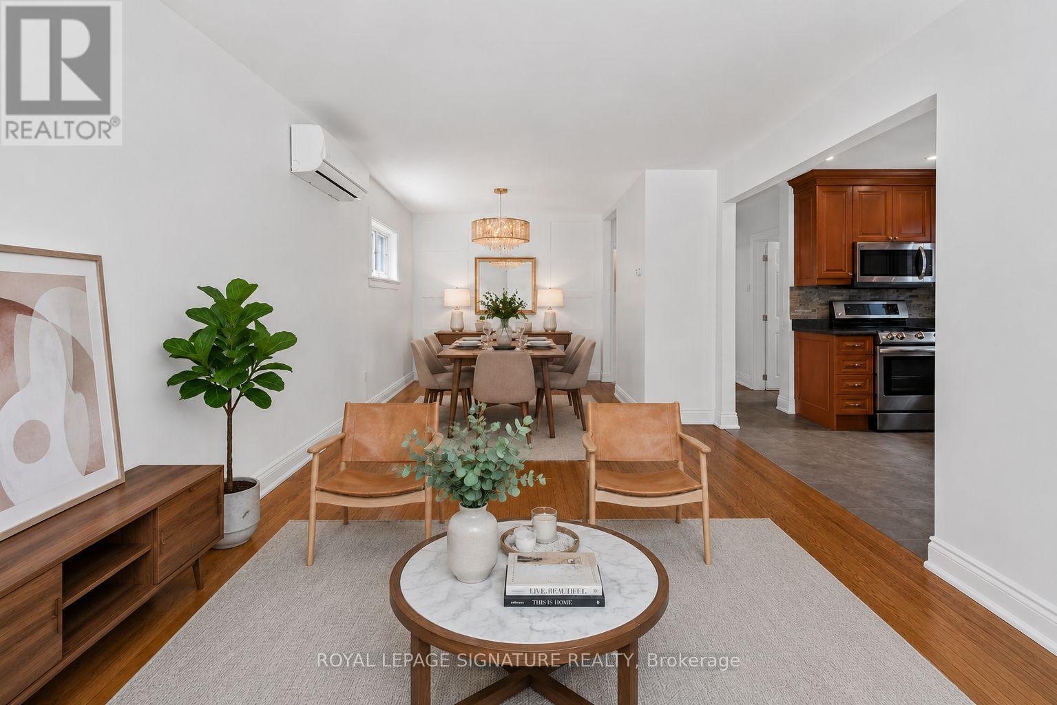 Main - 57 Miranda Avenue, Toronto, Ontario  M6E 4G3 - Photo 3 - W13497738