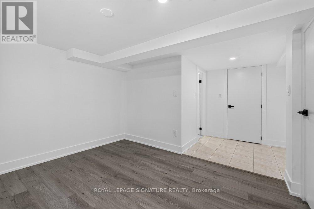 Lower - 57 Miranda Avenue, Toronto, Ontario  M6E 4G3 - Photo 10 - W13497740