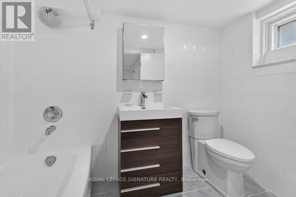 Lower - 57 Miranda Avenue, Toronto, Ontario  M6E 4G3 - Photo 15 - W13497740