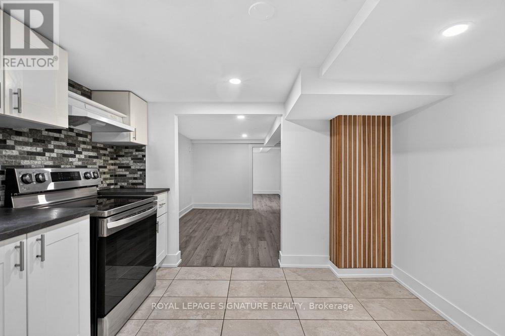 Lower - 57 Miranda Avenue, Toronto, Ontario  M6E 4G3 - Photo 6 - W13497740