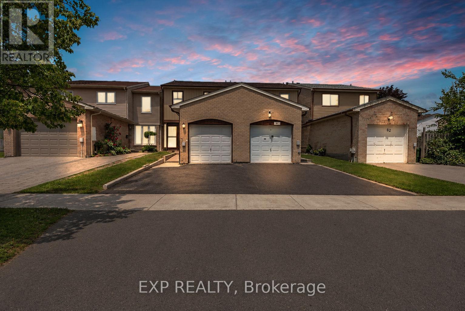 58 Wayford Crescent, Toronto, Ontario  M1B 3E3 - Photo 2 - E13496544