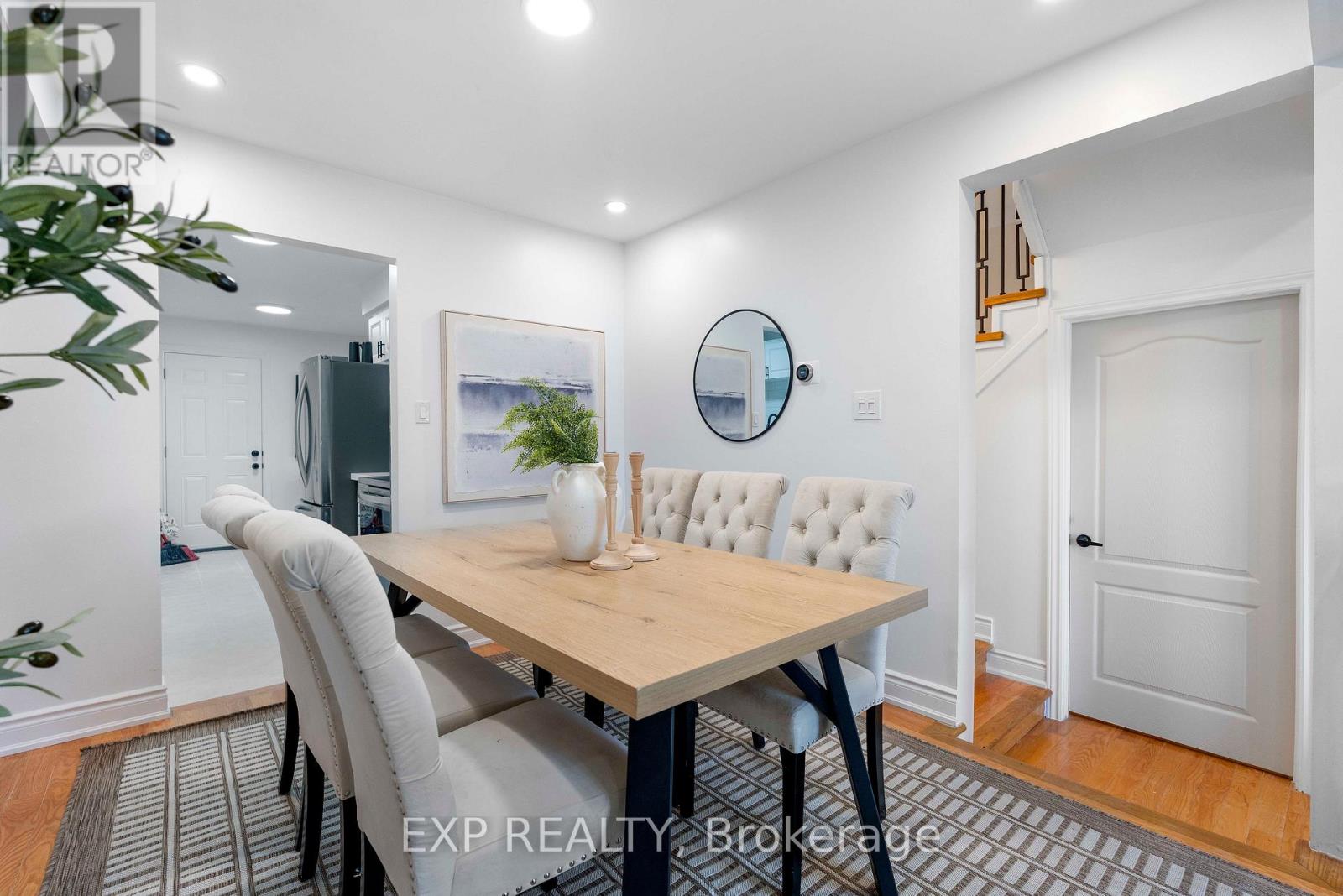58 Wayford Crescent, Toronto, Ontario  M1B 3E3 - Photo 6 - E13496544