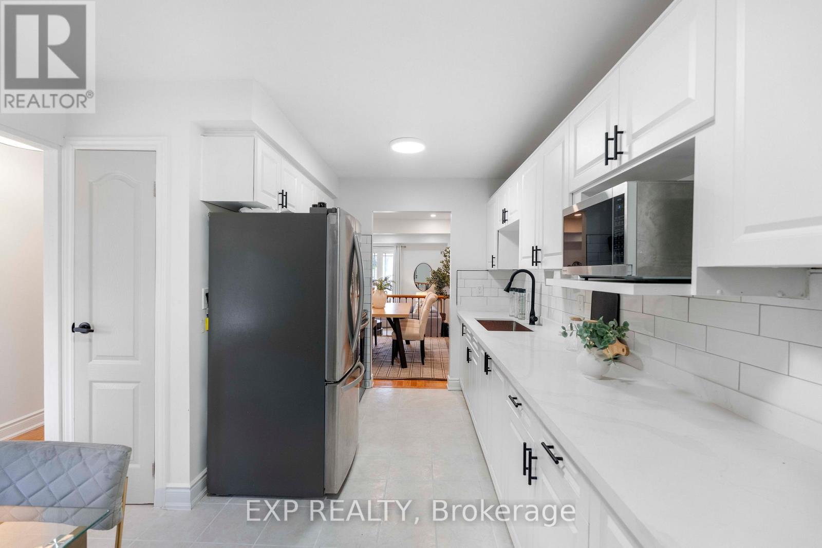 58 Wayford Crescent, Toronto, Ontario  M1B 3E3 - Photo 9 - E13496544