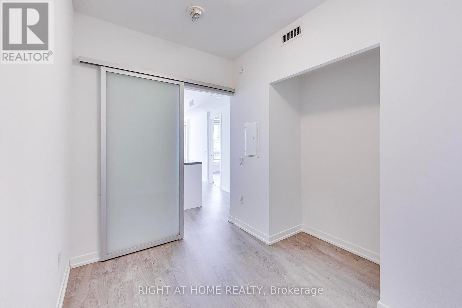 208e - 8868 Yonge Street, Richmond Hill, Ontario  L4C 0T4 - Photo 25 - N13412734