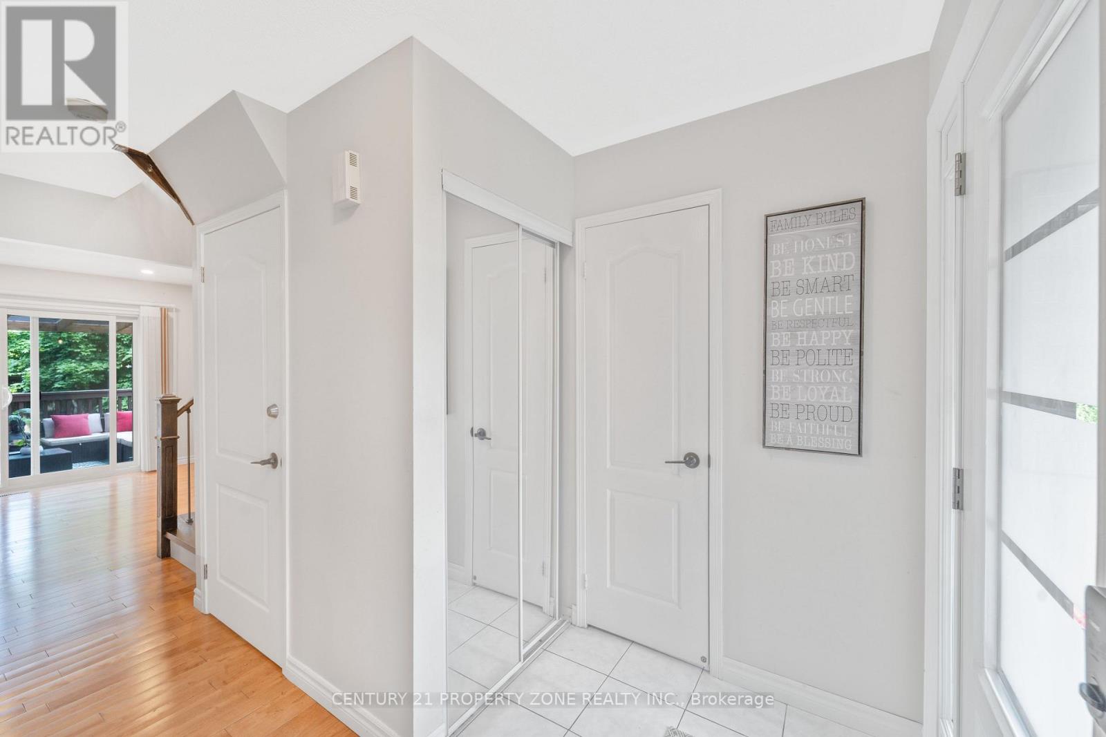 3020 Pendleton Road, Mississauga, Ontario  L5N 7C5 - Photo 8 - W13489054