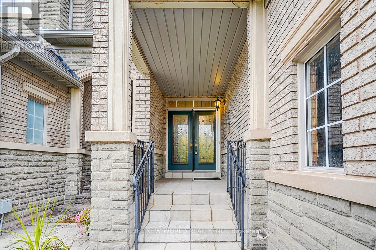 2305 Woodfield Road, Oakville, Ontario  L6H 6Y7 - Photo 3 - W13497800