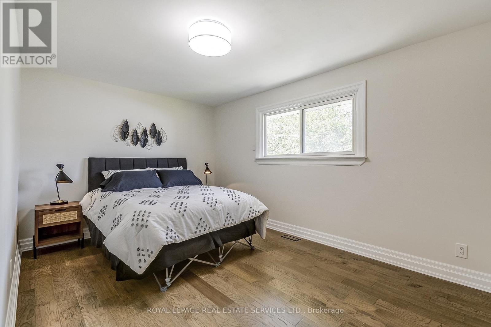 Main - 351 Strathcona Drive, Burlington, Ontario  L7L 2E4 - Photo 28 - W13497810