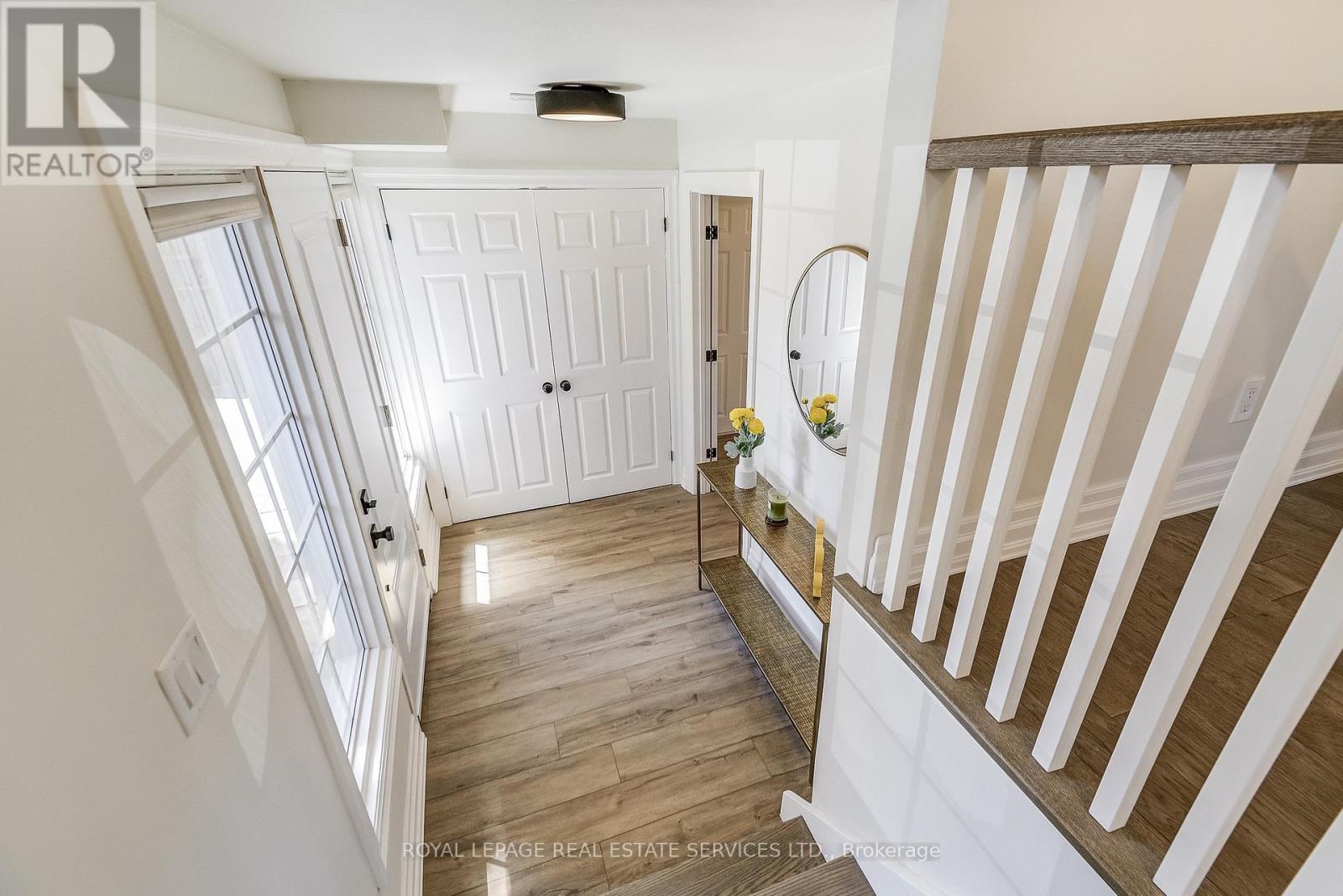 Main - 351 Strathcona Drive, Burlington, Ontario  L7L 2E4 - Photo 9 - W13497810
