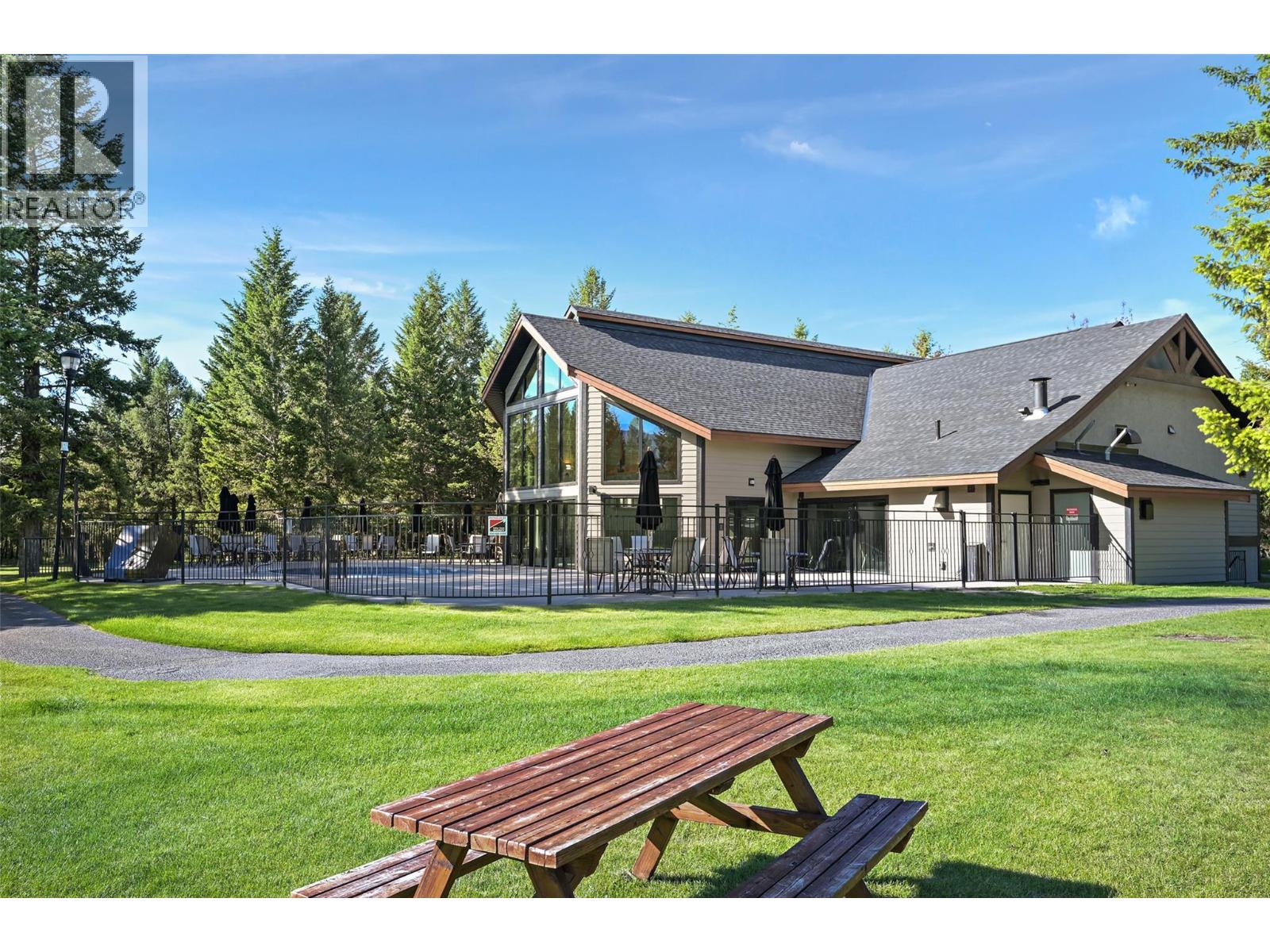 835 Lakeview Drive Unit# 3, Windermere, British Columbia  V0A 1K3 - Photo 73 - 10392772
