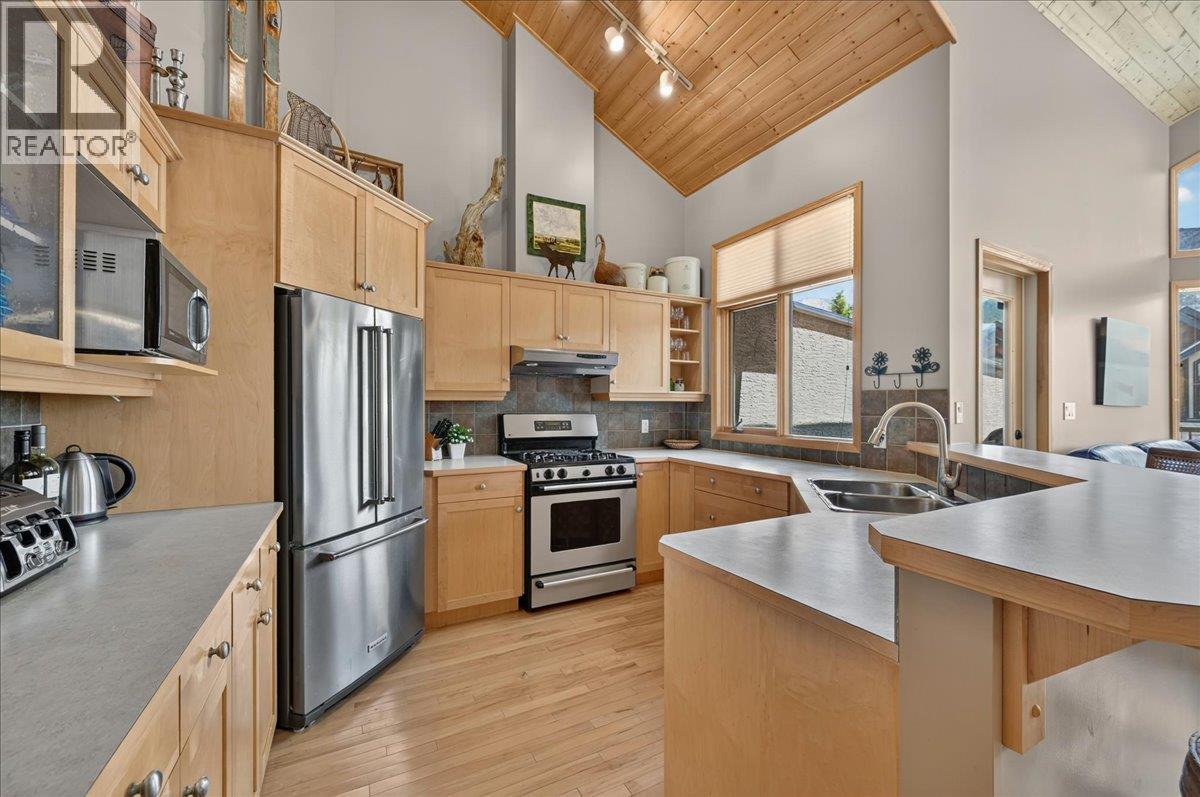 835 Lakeview Drive Unit# 3, Windermere, British Columbia  V0A 1K3 - Photo 19 - 10392772