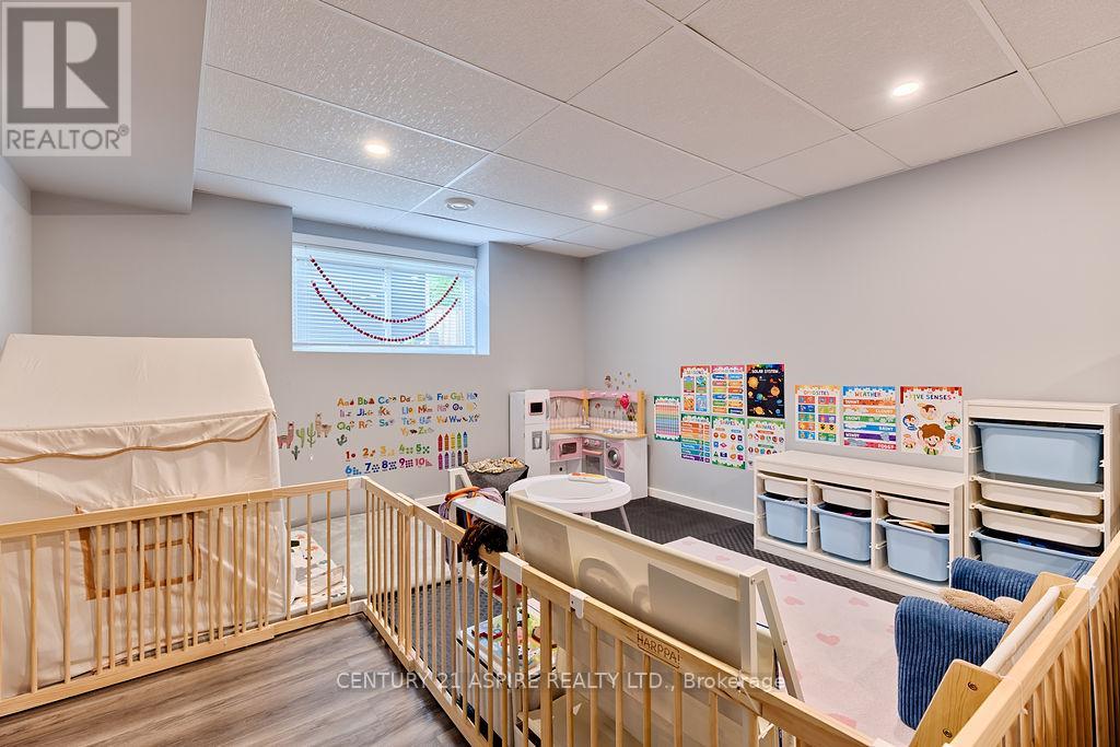 34 Selkirk Street, Petawawa, Ontario  K8H 1P2 - Photo 25 - X13497858