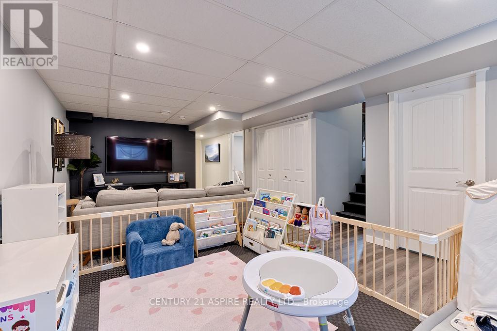 34 Selkirk Street, Petawawa, Ontario  K8H 1P2 - Photo 26 - X13497858