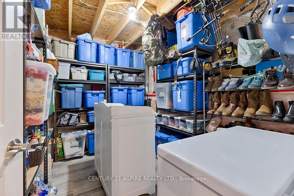34 Selkirk Street, Petawawa, Ontario  K8H 1P2 - Photo 29 - X13497858