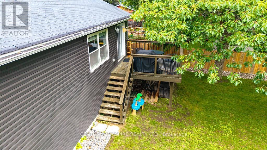 34 Selkirk Street, Petawawa, Ontario  K8H 1P2 - Photo 40 - X13497858