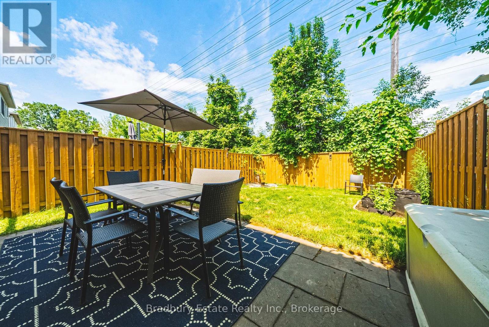 1401 Treeland Street, Burlington, Ontario  L7R 4S1 - Photo 23 - W13497816