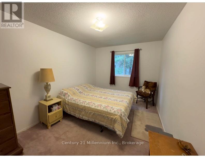 15 Savarin Street, Wasaga Beach, Ontario  L9Z 2N8 - Photo 12 - S13497844