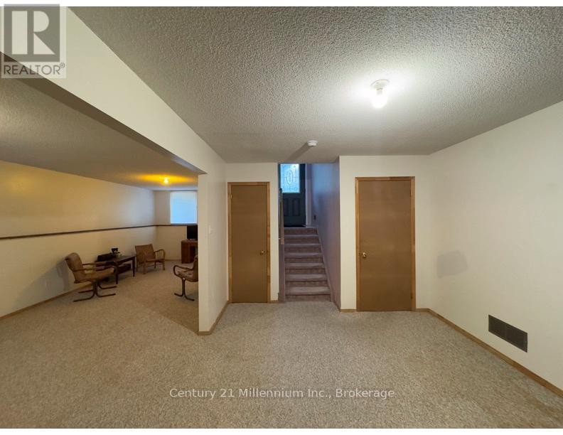 15 Savarin Street, Wasaga Beach, Ontario  L9Z 2N8 - Photo 15 - S13497844