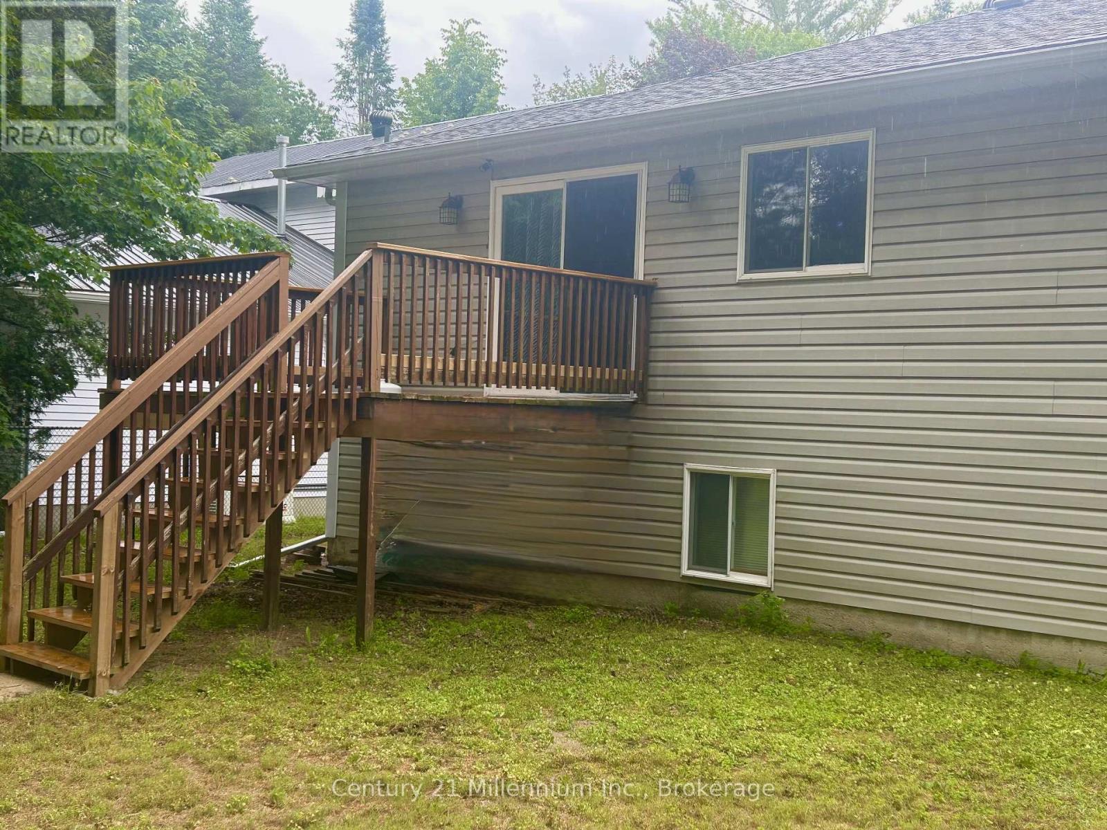 15 Savarin Street, Wasaga Beach, Ontario  L9Z 2N8 - Photo 21 - S13497844