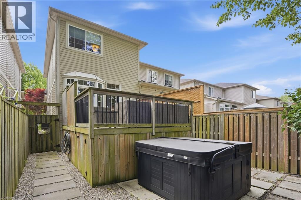 29 Sunnycroft Court, Waterdown, Ontario  L8B 0L3 - Photo 43 - 40840409