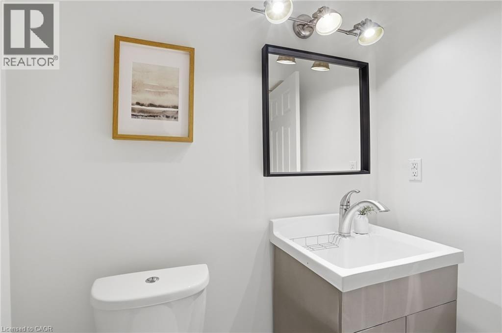 29 Sunnycroft Court, Waterdown, Ontario  L8B 0L3 - Photo 34 - 40840409