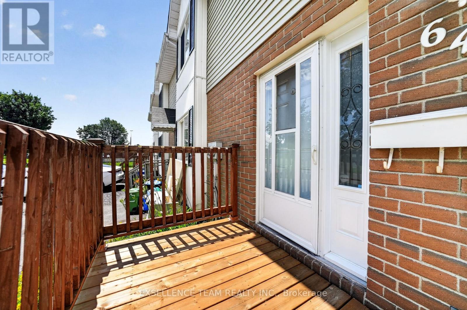 645 Fraser Avenue, Cornwall, Ontario  K6H 5R2 - Photo 2 - X13497824