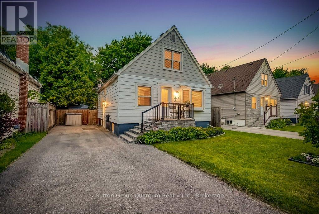 234 EAST 27TH STREET, Hamilton, Ontario