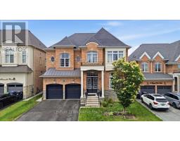 13 ROYAL WEST DRIVE, Brampton, Ontario