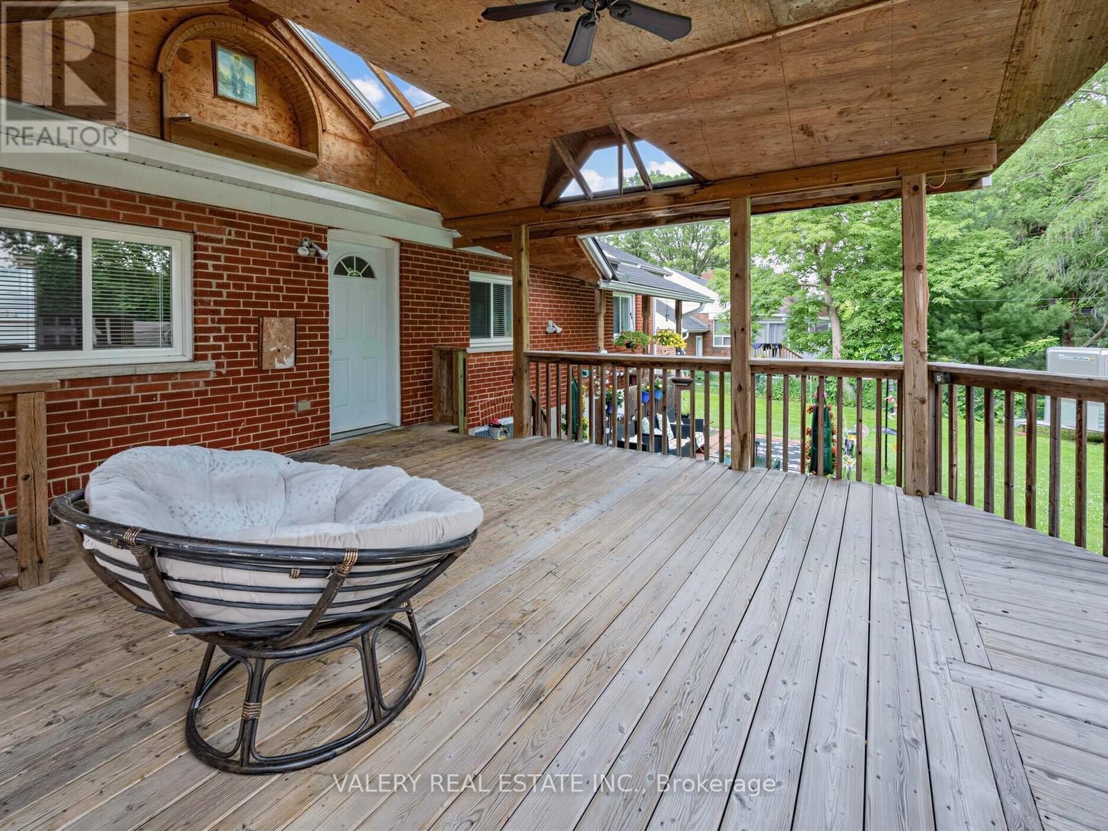 Main - 1366 Applewood Road, Mississauga, Ontario  L5E 2M1 - Photo 15 - W13497854