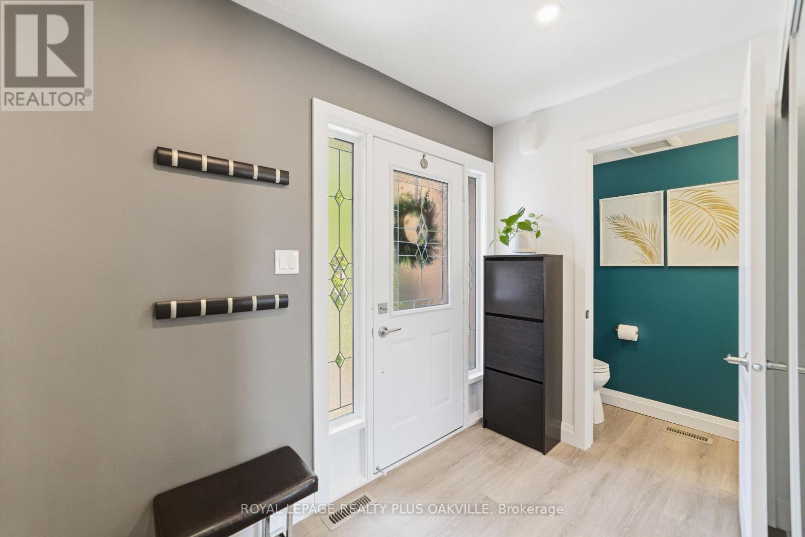22 - 1489 Heritage Way, Oakville, Ontario  L6M 4M6 - Photo 5 - W13497866