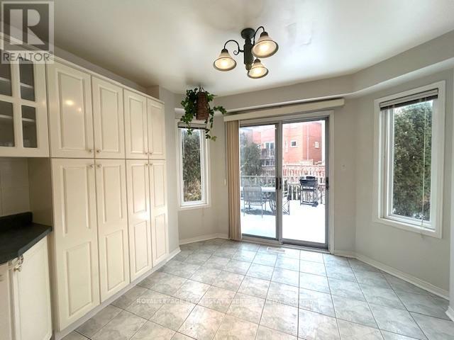 5323 Flatford Road, Mississauga, Ontario  L5V 1P3 - Photo 11 - W13497868