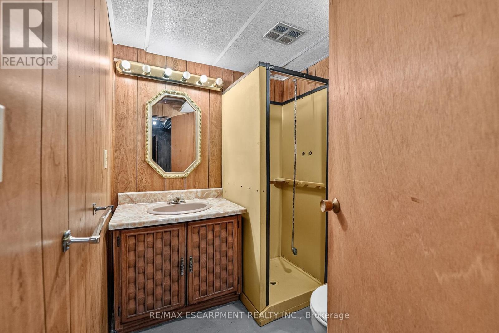 219 Fiddler's Green Road, Hamilton, Ontario  L9G 1W7 - Photo 28 - X13497850