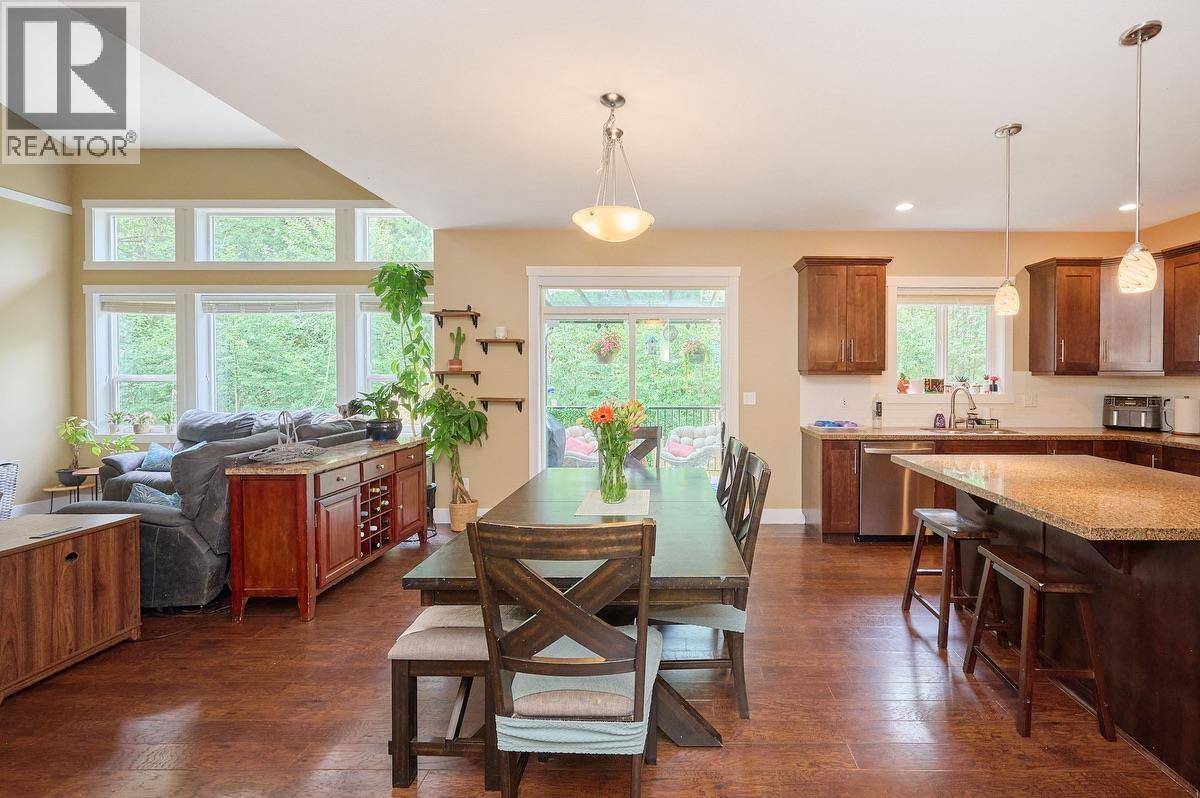 22990 134 Loop, Maple Ridge, British Columbia  V4R 0E6 - Photo 6 - R3139922
