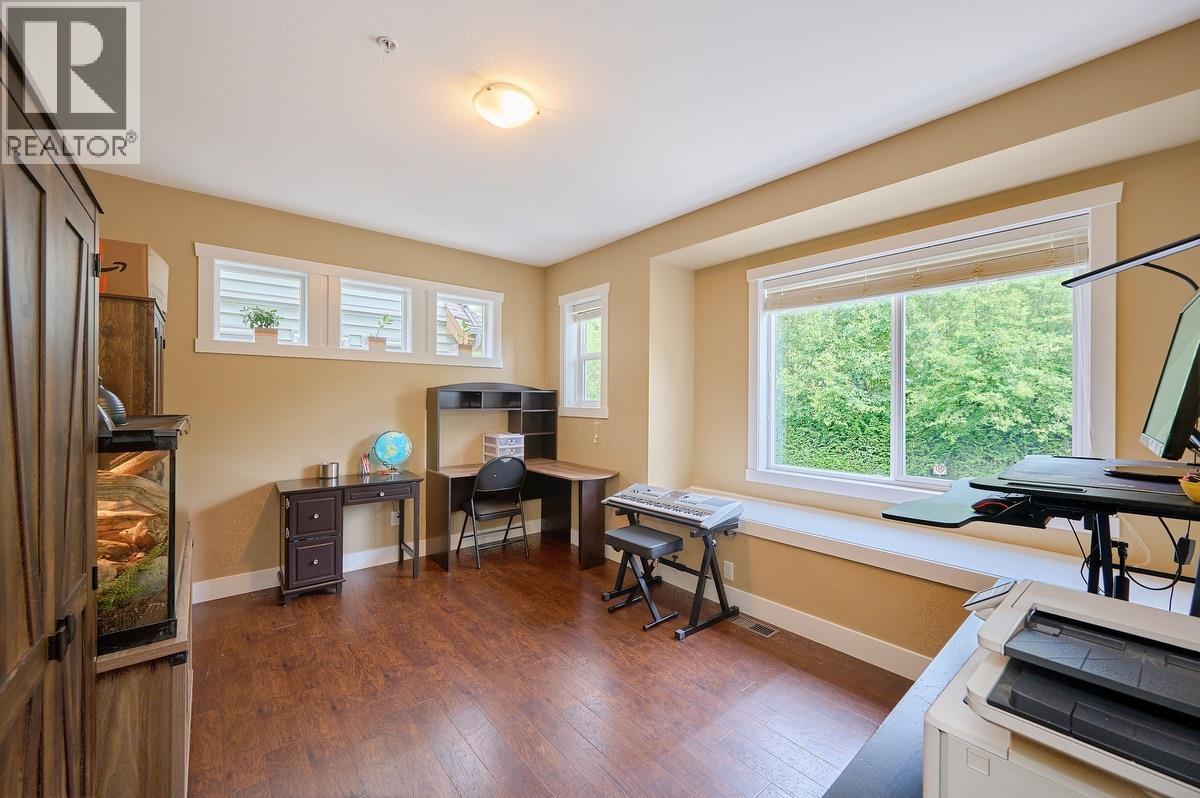 22990 134 Loop, Maple Ridge, British Columbia  V4R 0E6 - Photo 10 - R3139922