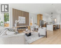 101 957 EDGAR AVENUE, Coquitlam, British Columbia