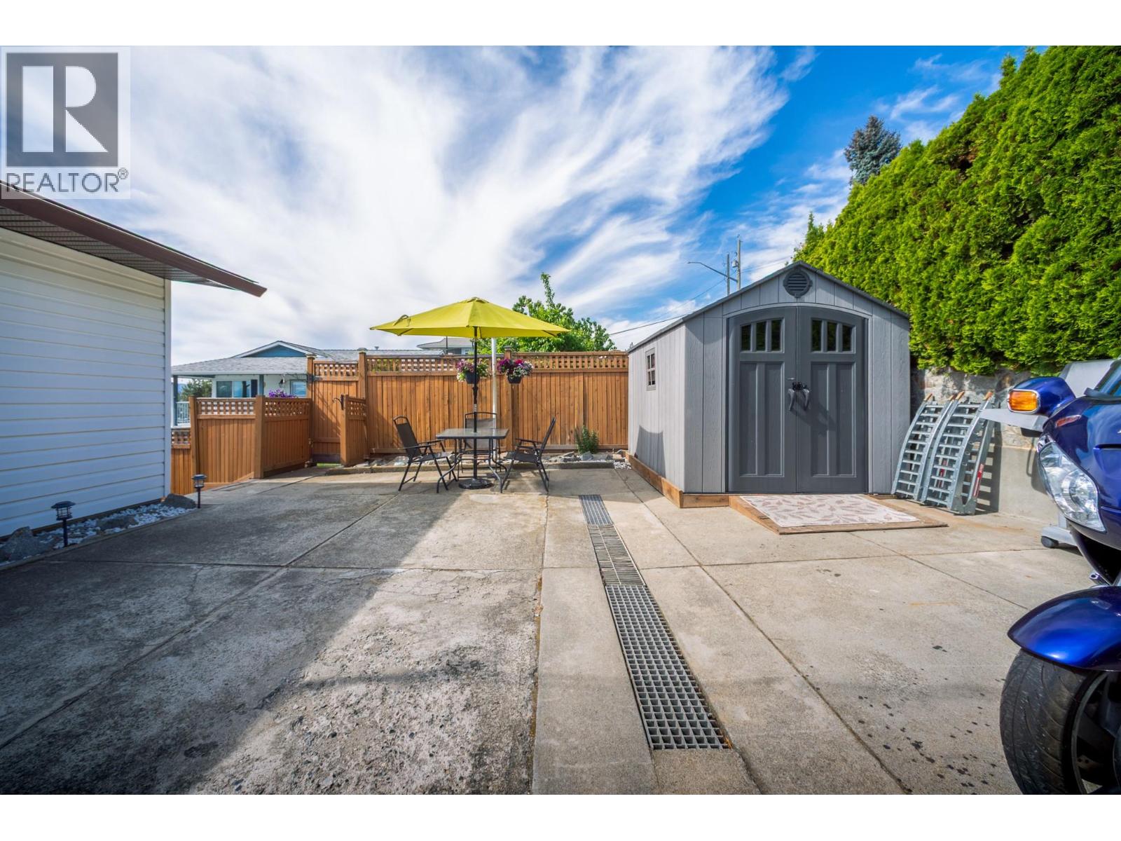 Listing image 52