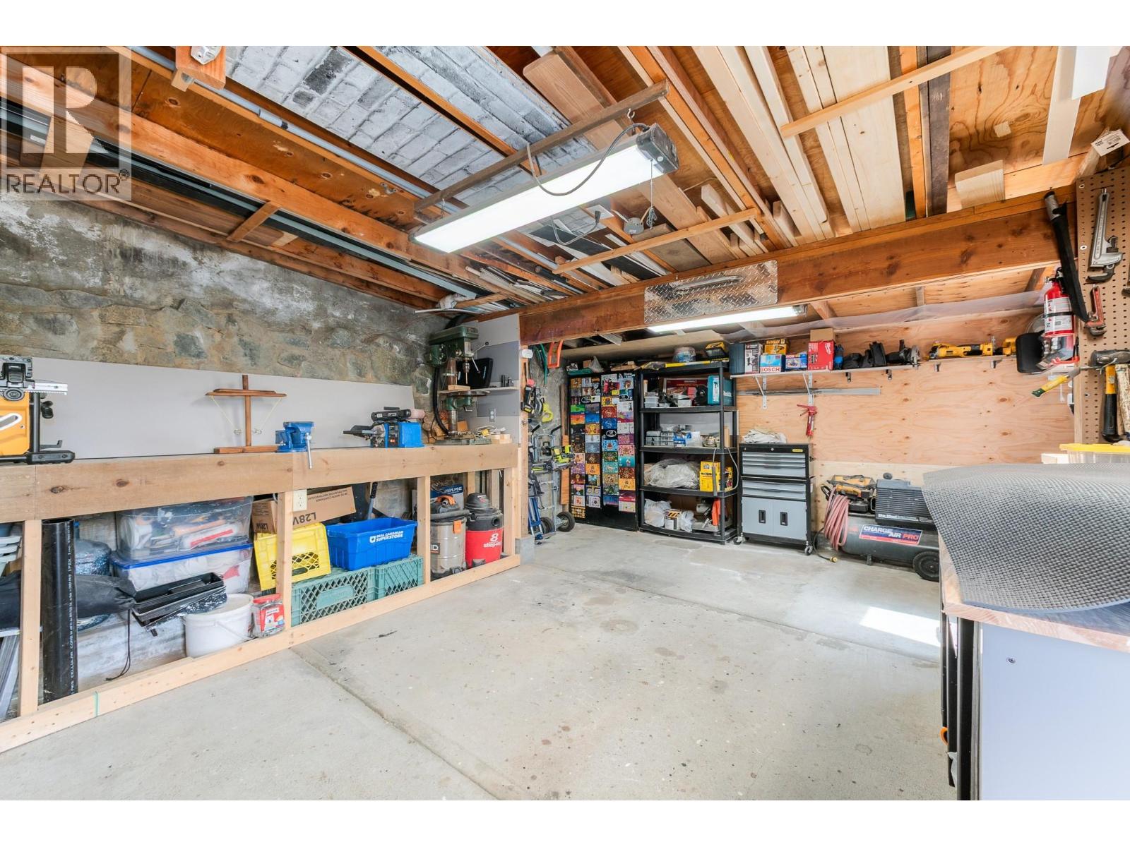 Listing image 38