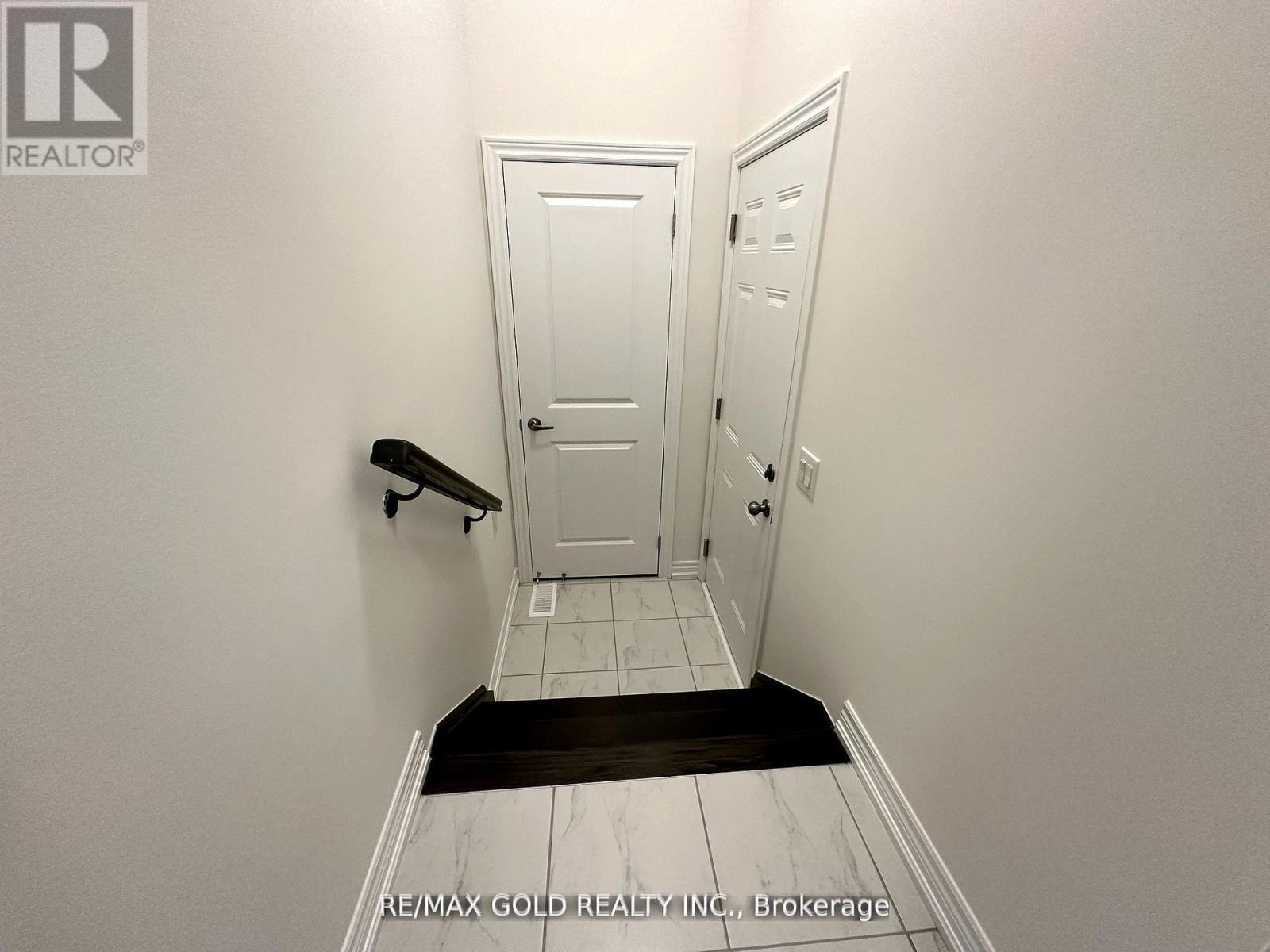 147 Broadacre Drive, Kitchener, Ontario  N2R 0S5 - Photo 10 - X13497908