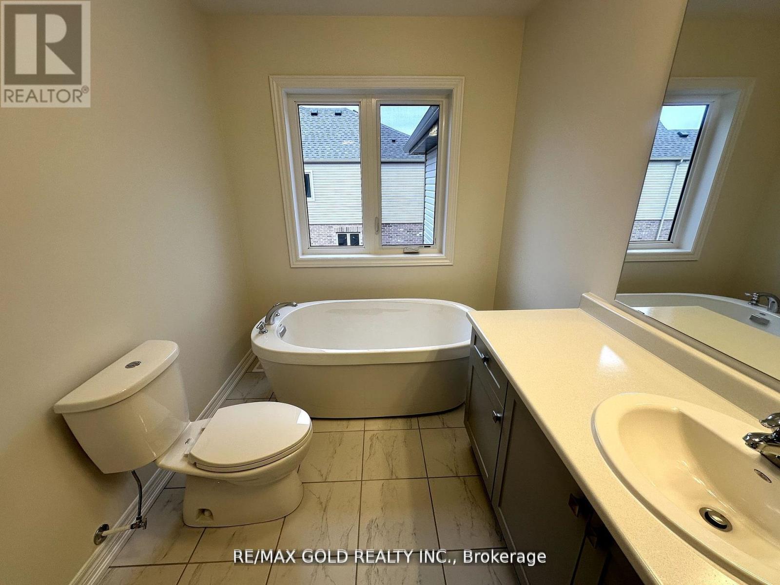 147 Broadacre Drive, Kitchener, Ontario  N2R 0S5 - Photo 25 - X13497908