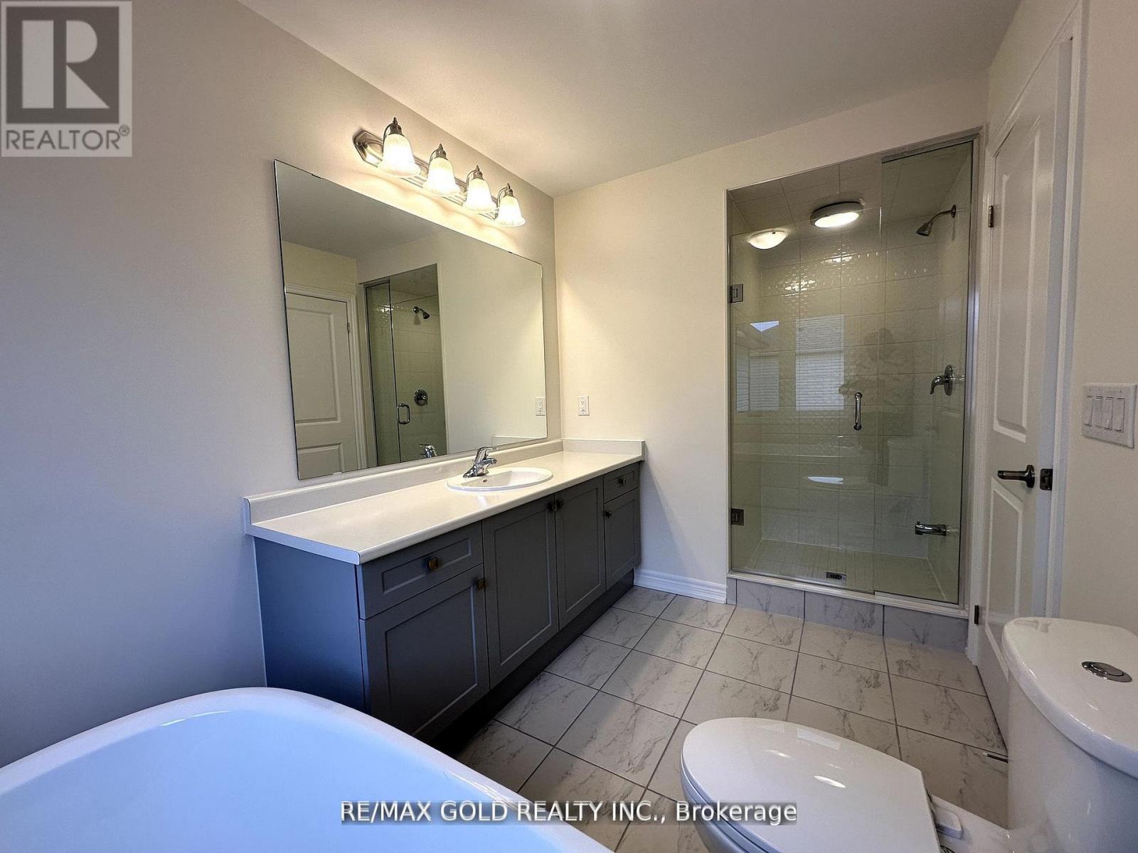 147 Broadacre Drive, Kitchener, Ontario  N2R 0S5 - Photo 26 - X13497908