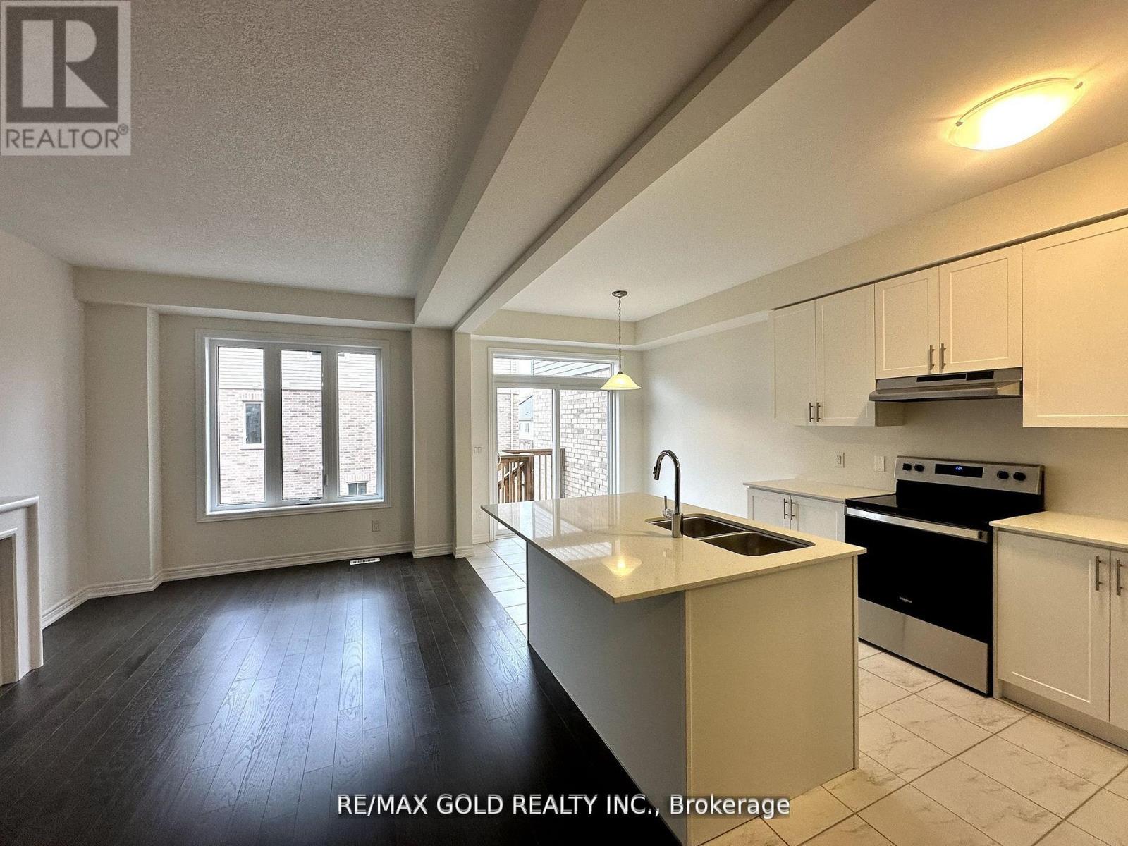 147 Broadacre Drive, Kitchener, Ontario  N2R 0S5 - Photo 7 - X13497908
