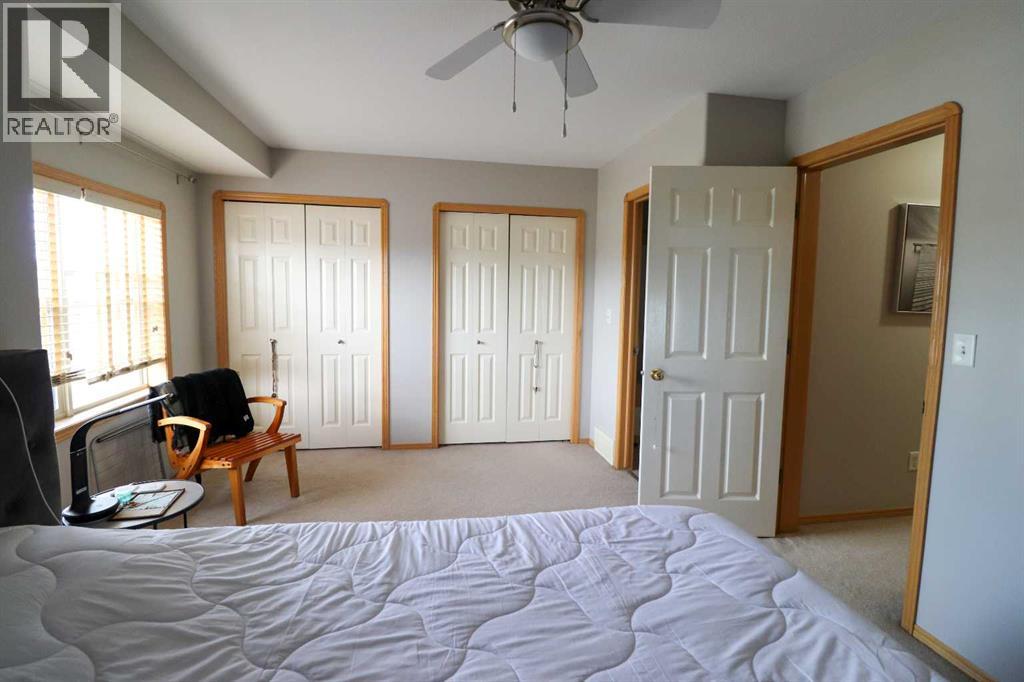 305 Addington Drive, Red Deer, Alberta  T4R 3H7 - Photo 17 - A2324630