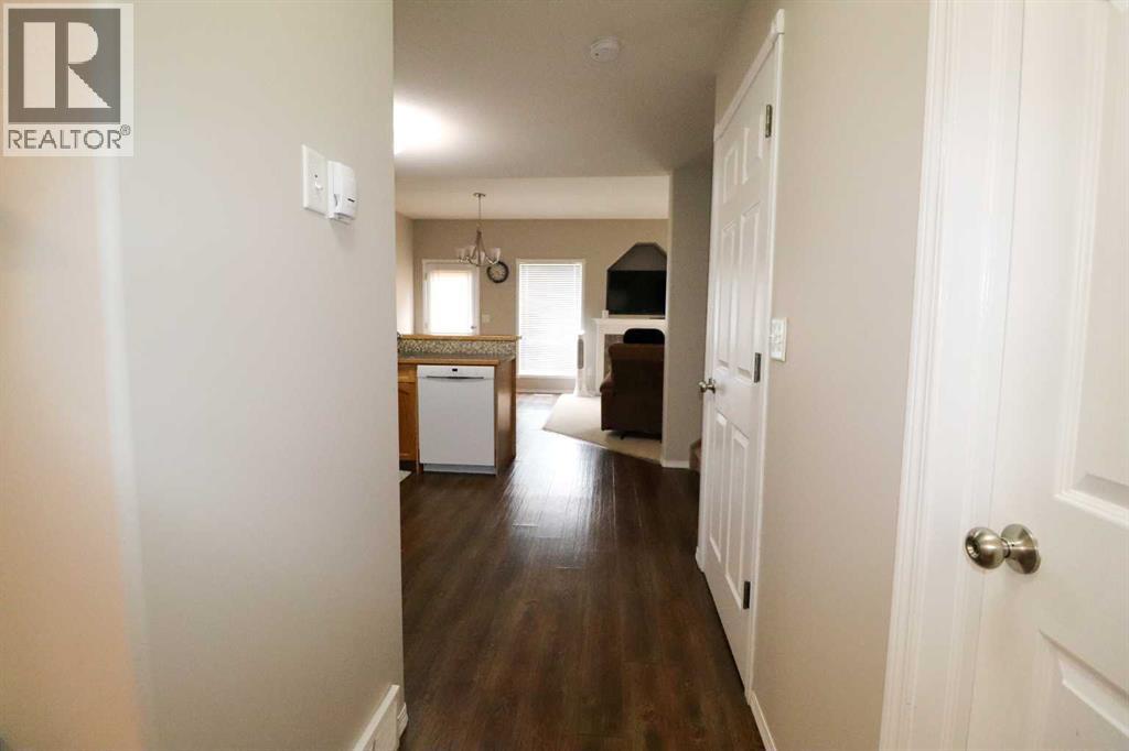 305 Addington Drive, Red Deer, Alberta  T4R 3H7 - Photo 14 - A2324630