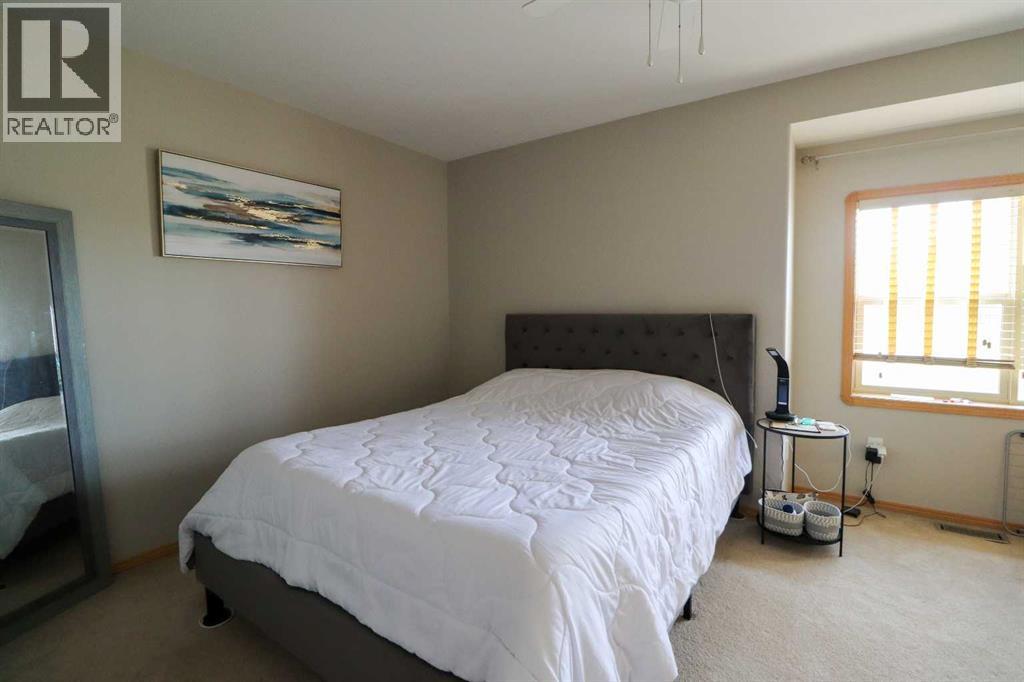 305 Addington Drive, Red Deer, Alberta  T4R 3H7 - Photo 16 - A2324630