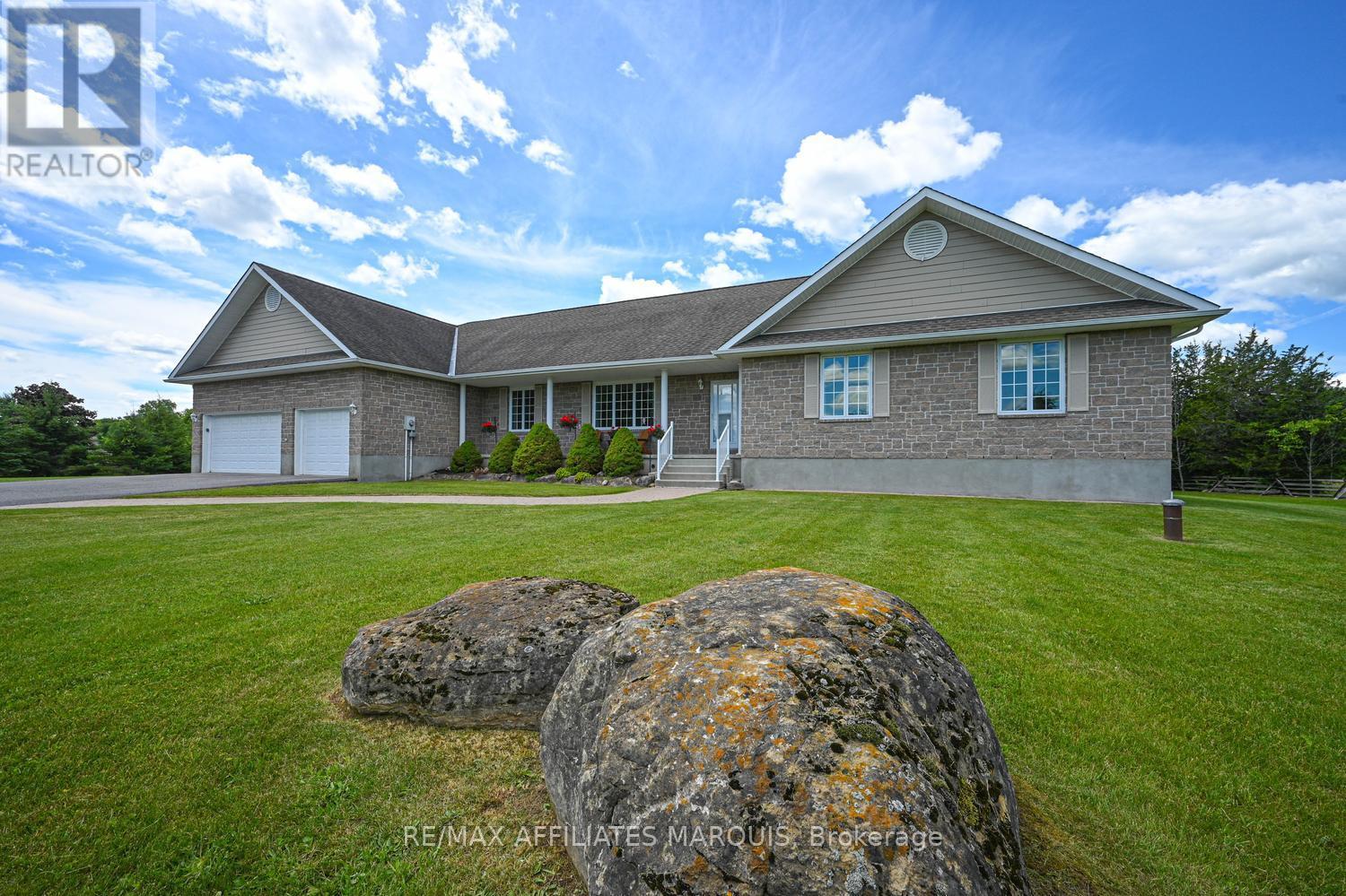 83 Horace Drive, Rideau Lakes, Ontario  K0G 1V0 - Photo 3 - X13497946
