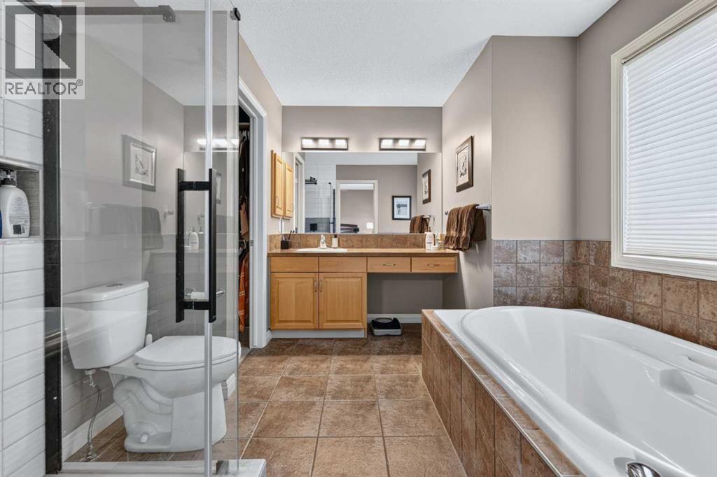 177 Covehaven Gardens NE, Calgary, Alberta  T3K 6A2 - Photo 27 - A2320531