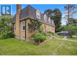 77 AVONDALE AVENUE, Toronto, Ontario